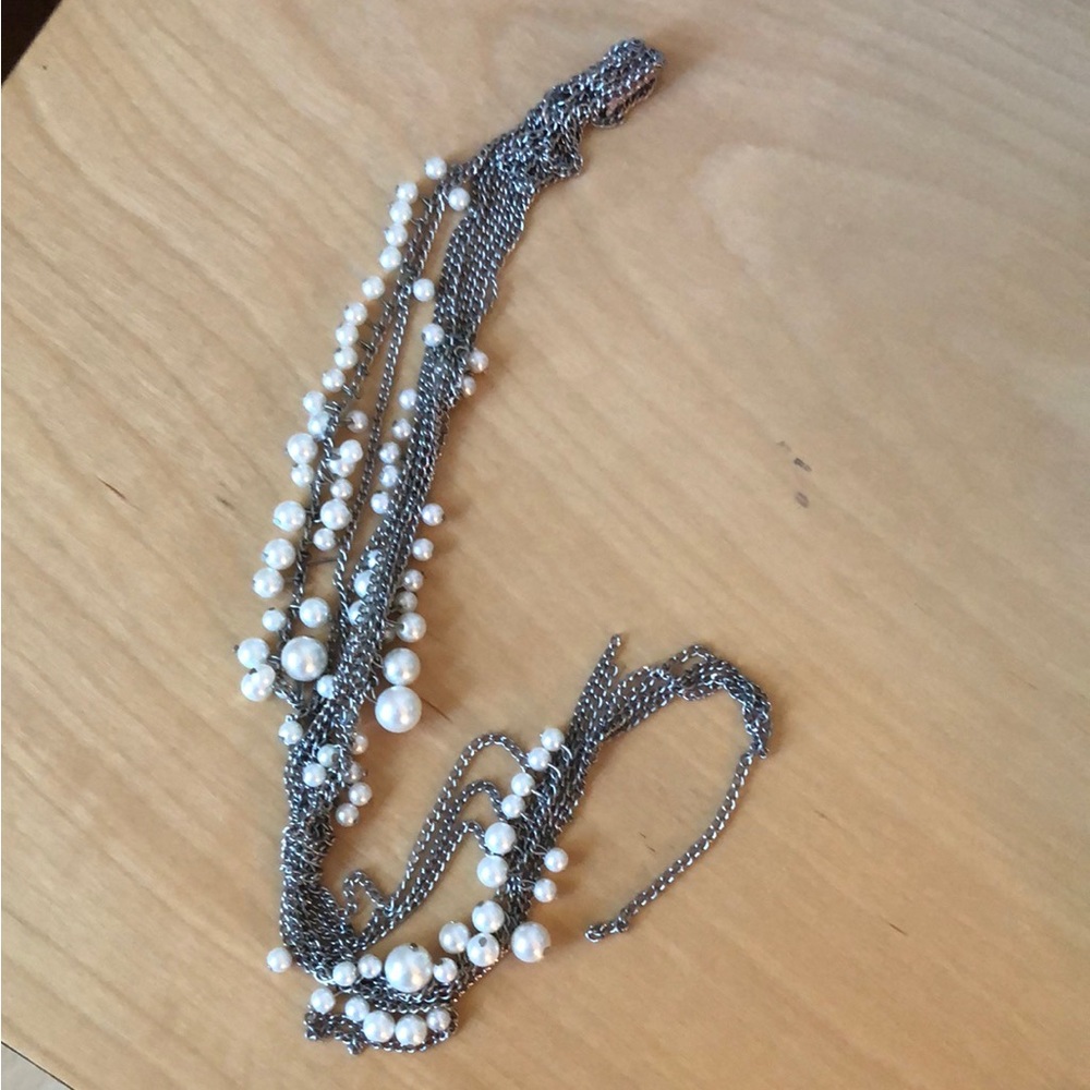 Multi stand pearl necklace